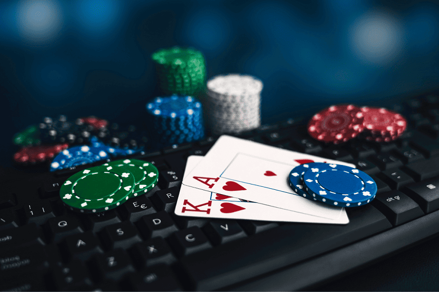 Một số mẹo giúp bạn chơi bài Poker không phải quá lo về vấn đề thua tiền