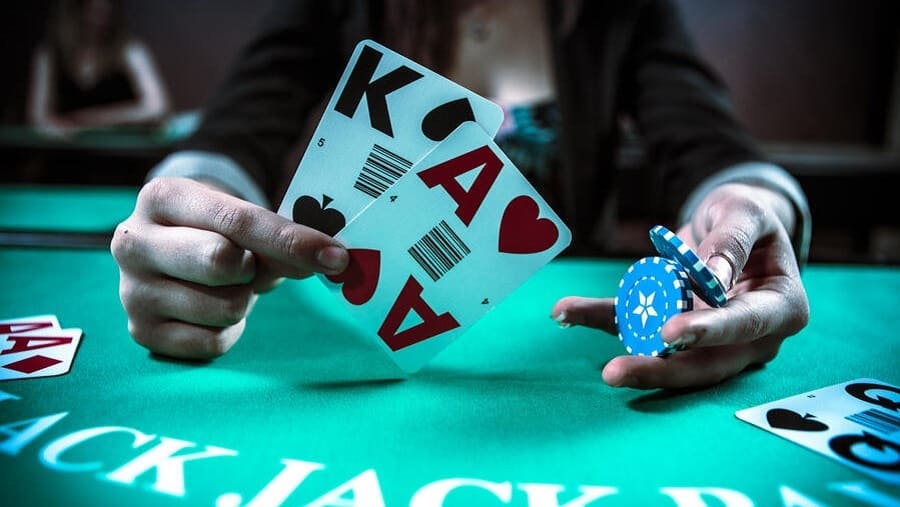 Chỉ cho bạn cách để thắng ở trong nhiều trường hợp khác nhau khi chơi Blackjack